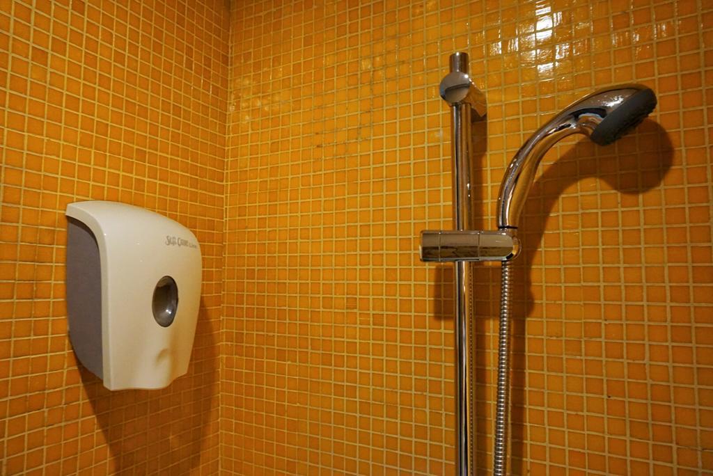 Quarto Triplo com Casa de Banho