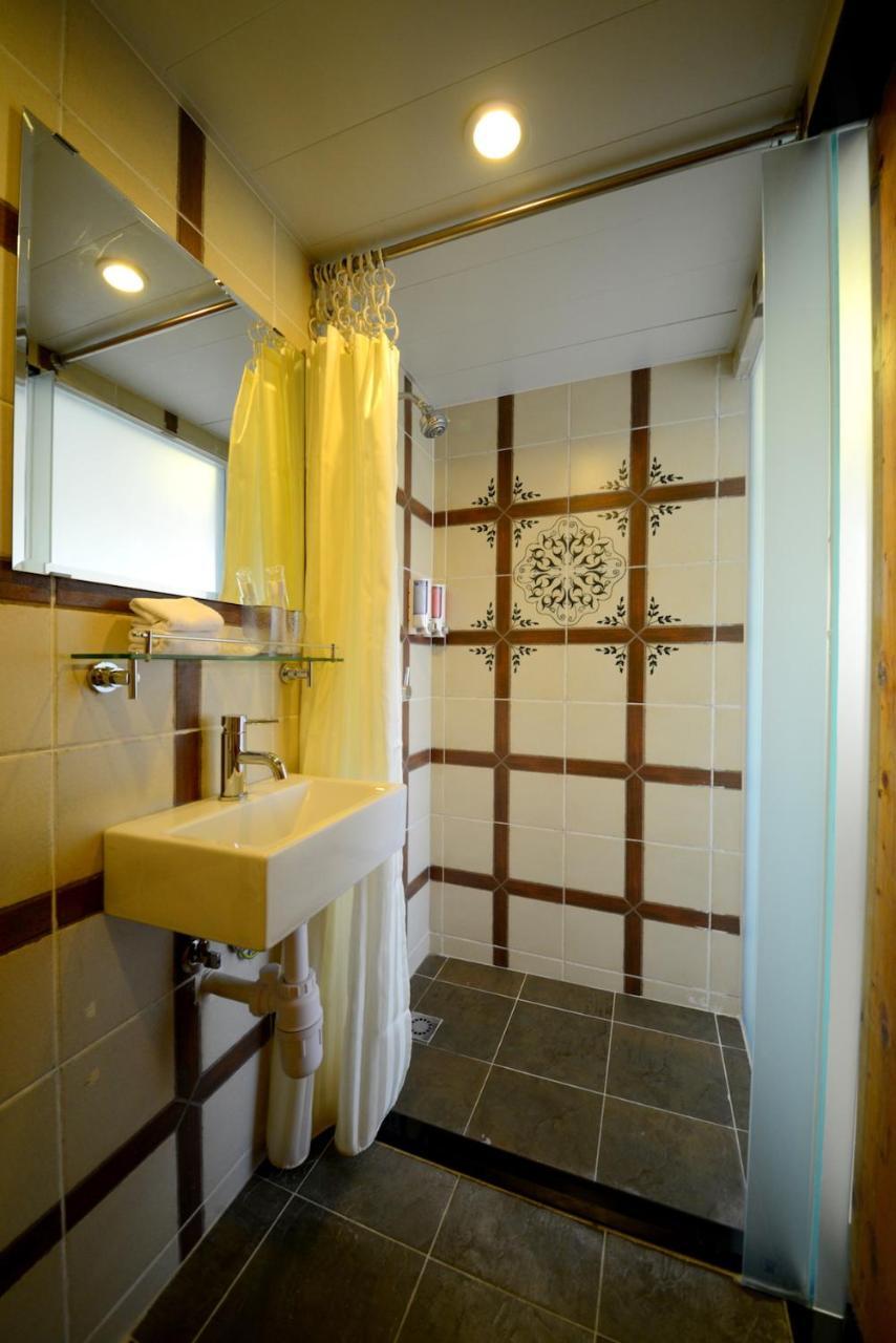 Triple Room,1615688570:JPEG