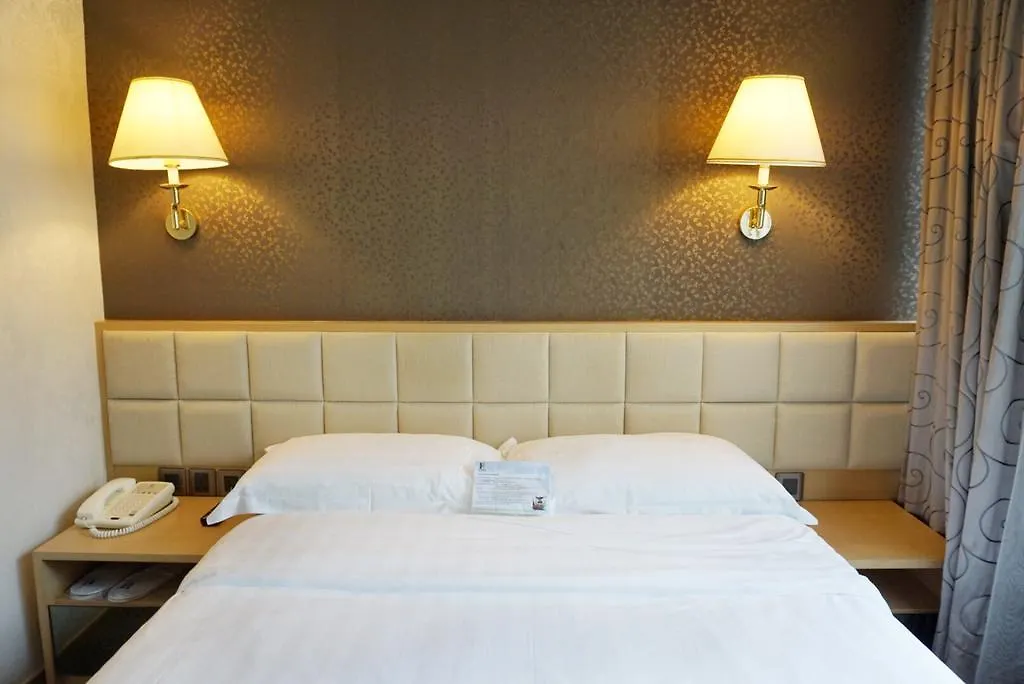 H1 Hotel-1