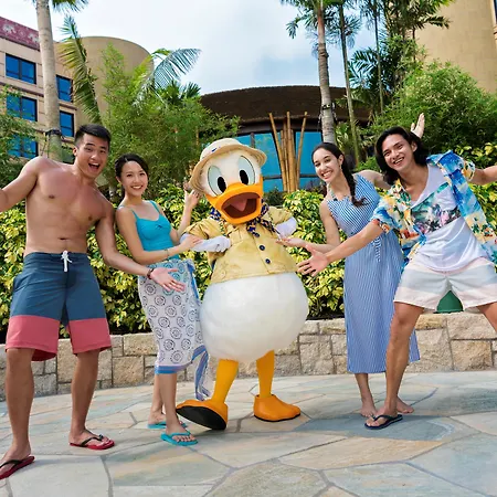 Disney Explorers Lodge-2